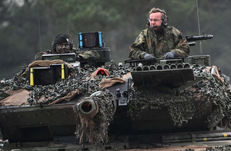 Almanya’dan Polonya sınırlarına askeri tahkimat hamlesi