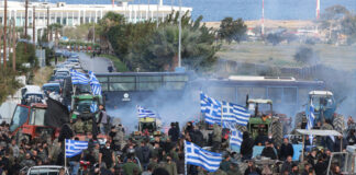 Yunanistan’da çiftçilerin grev ve direnişi sürüyor