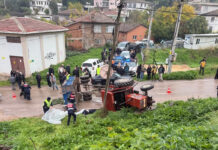 Gemlik’te belediye emekçisi traktörün altında kaldı: 43 yaşındaki Levent Dalkılıç yaralandı