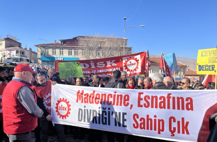 Divriği’de Madenci Yürüyüşü: Madencine, Esnafına, Divriği’ne Sahip Çık