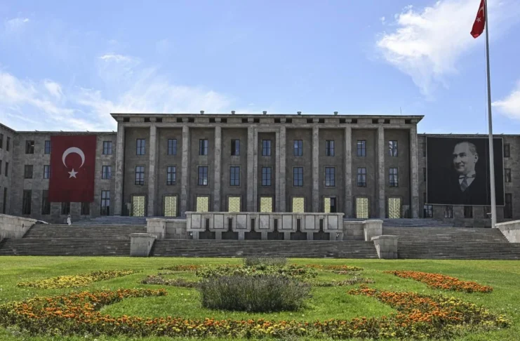 TBMM’de çalışan stajyer kızlara taciz skandalı!