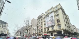 Hrant Dink katledilişinin 19. yılında vurulduğu yerde, Sebat Apartmanı önünde anıldı
