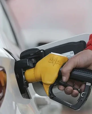 Avrupa’da enerji krizi: Slovenya’da akaryakıt satışına 50 litre sınırı