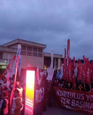 Saraçhane’deki miting öncesi sosyalist gruplar Yenikapı’da toplandı