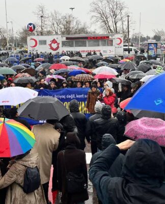Kadıköy halkı, Rıhtım’a yapılmak istenen cami ve ve yer altı otoparkı projesine karşı ses yükseltti