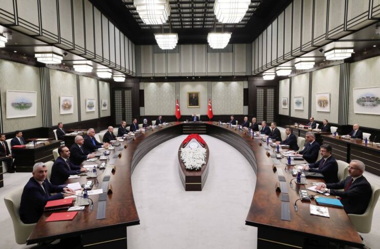 Cumhurbaşkanlığı Kabinesi toplanıyor: Hürmüz Boğazı, “Terörsüz Türkiye”, Rusya-Ukrayna savaşı…