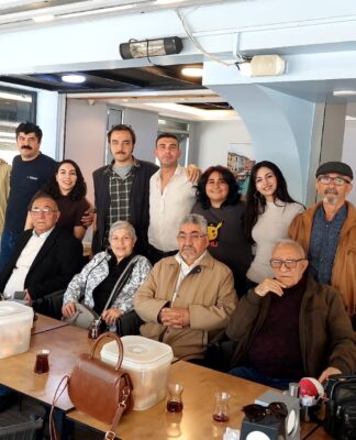 1 Mayıs’a giderken İzmir’de dayanışma kahvaltısı