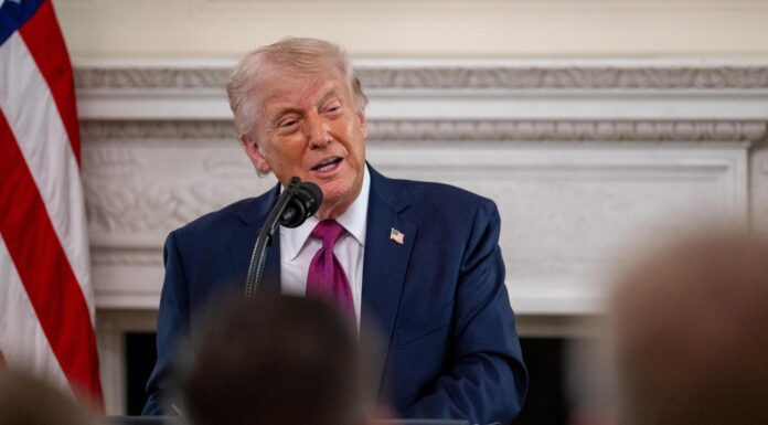 Trump’tan İran müzakerelerine fren: “Acele etmeyeceğiz”