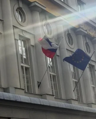 Slovenya’da sağcı hükümetin ilk icraatı Filistin bayrağını indirmek oldu