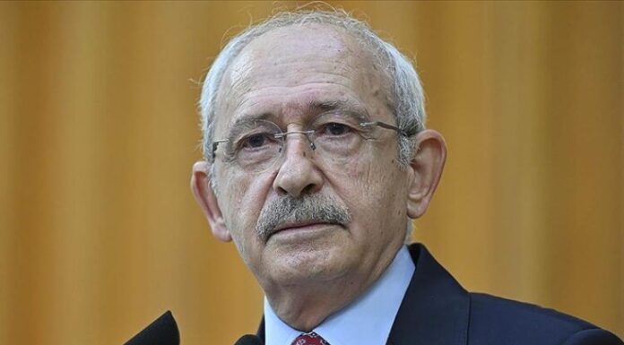 CHP’de Kılıçdaroğlu imzalı karar: 26 İl yönetimi feshedildi, 7 isim disipline sevk edildi