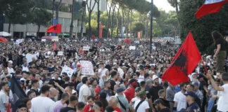 Trump’ın damadının lüks tatil köyü planı Arnavutluk’ta protestoları tetikledi