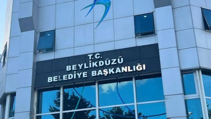 beylikduzu-belediyesi-ne-operayon-27-gozalti.jpg