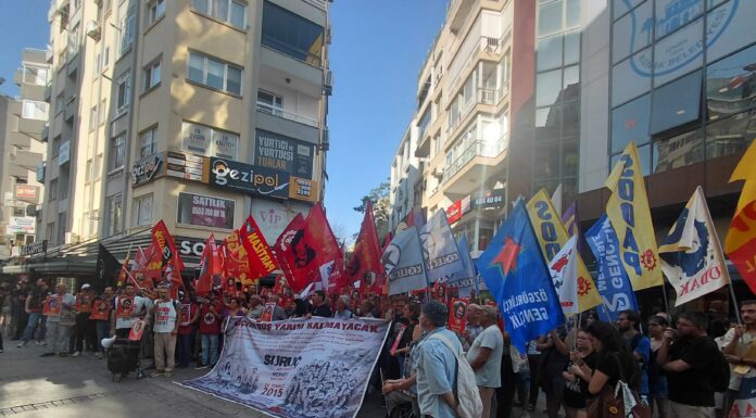 İzmir’de Suruç Anması: “Onlara sözümüz devrim olacak!”