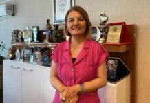 İçişleri Bakanlığı tutuklanan İzmit Belediye Başkanı Fatma Kaplan Hürriyet’i görevden uzaklaştırdı