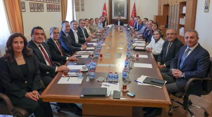 Özgür Özel’in kuracağı yeni parti için tarih