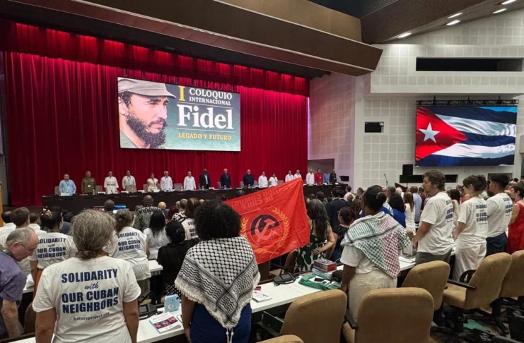 “Fidel: Miras ve Gelecek”: Castro’nun doğumunun 100. yılında Havana’da onun pedagojik mirasını ele alan uluslararası kolokyum düzenlendi