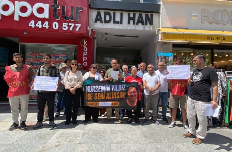 EMO Önünde işe geri alınma talebiyle direnen Nursemin Yıldız için basın açıklaması gerçekleşti