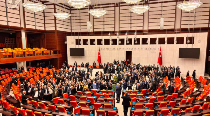 “Çerçeve Yasa” 467 evet, 87 hayır oyu ile Meclis’ten geçerek yasalaştı