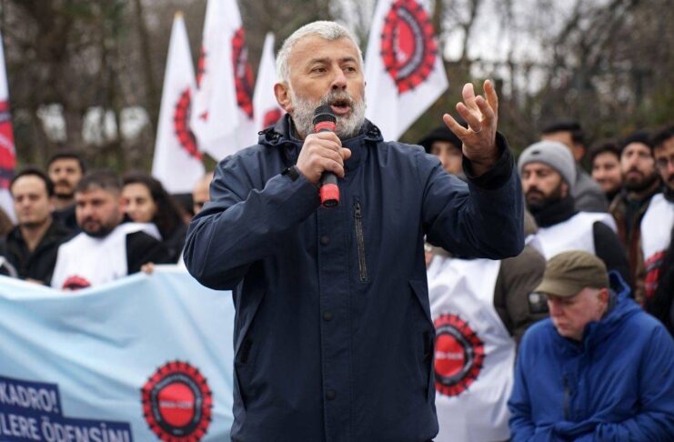 Patrona karşı direnen işçilere sahip çıktığı için tutuklanan Başaran Aksu açlık grevine başladı