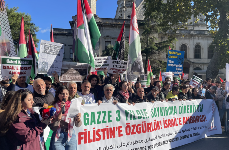 Filistin için binler Taksim’den Dolmabahçe’ye yürüdü: “Gazze 3 yıldır soykırıma direniyor!”