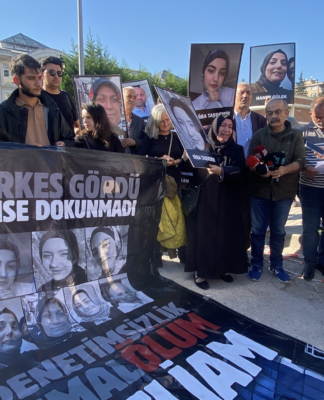 Dilovası aileleri adalet için Kocaeli Valiliği önündeydi